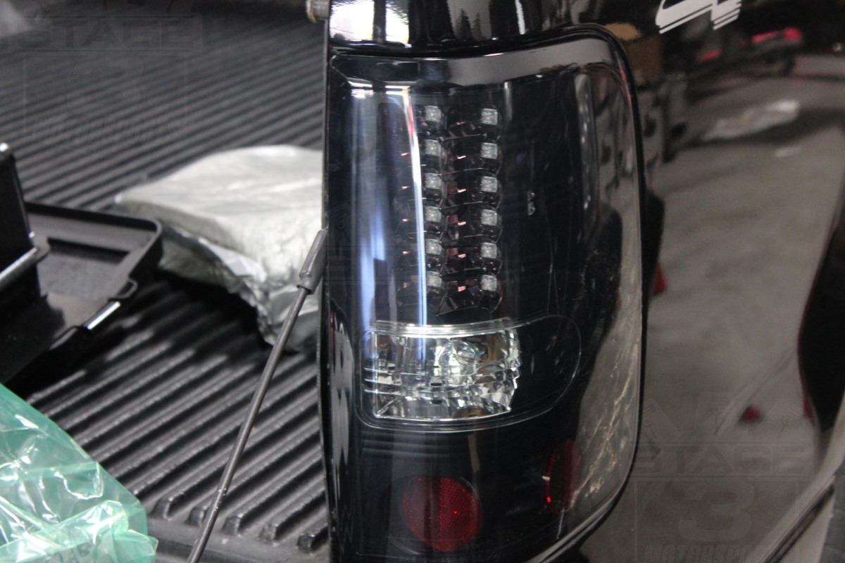 2004-2008 F150 Recon Smoked LED Taillight Install